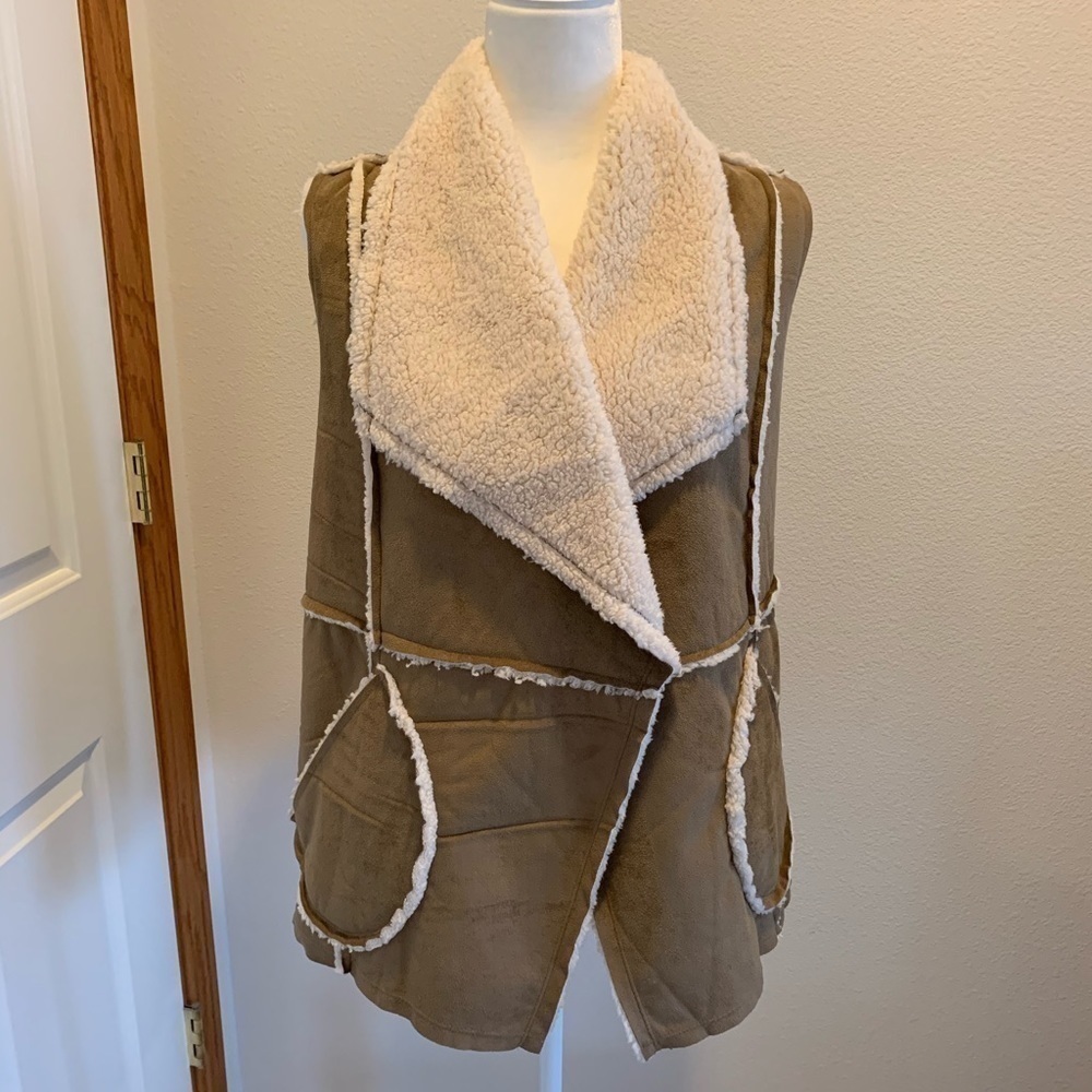 Caslon reversible vest NWT Nordstrom Rack. SZ S.​​​​​​​​​​​​​​​​​​​​​
